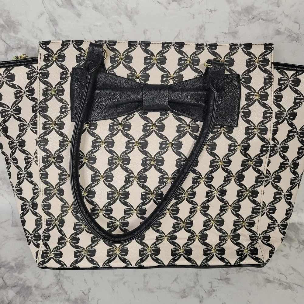 Betsey Johnson Bow Print Tote Bag Cream Black Gold Studded Large Shoulder Bag